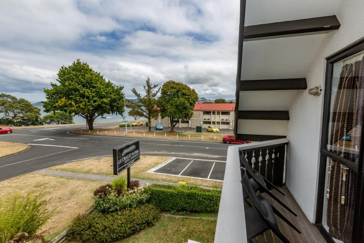Family Two-Bedroom Apartment Lake View