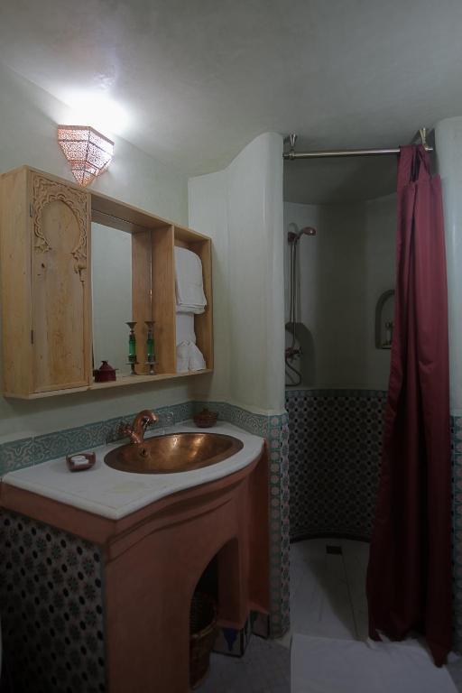 Quarto Twin Standard