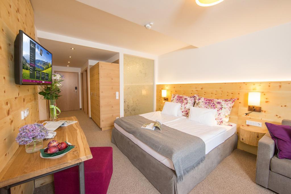 Junior Suite with Balcony