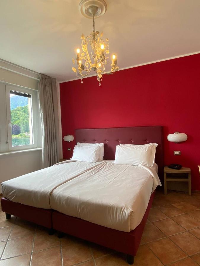 Double Room Front Lake View