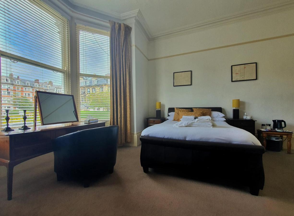 Double Room,1114879644:JPEG