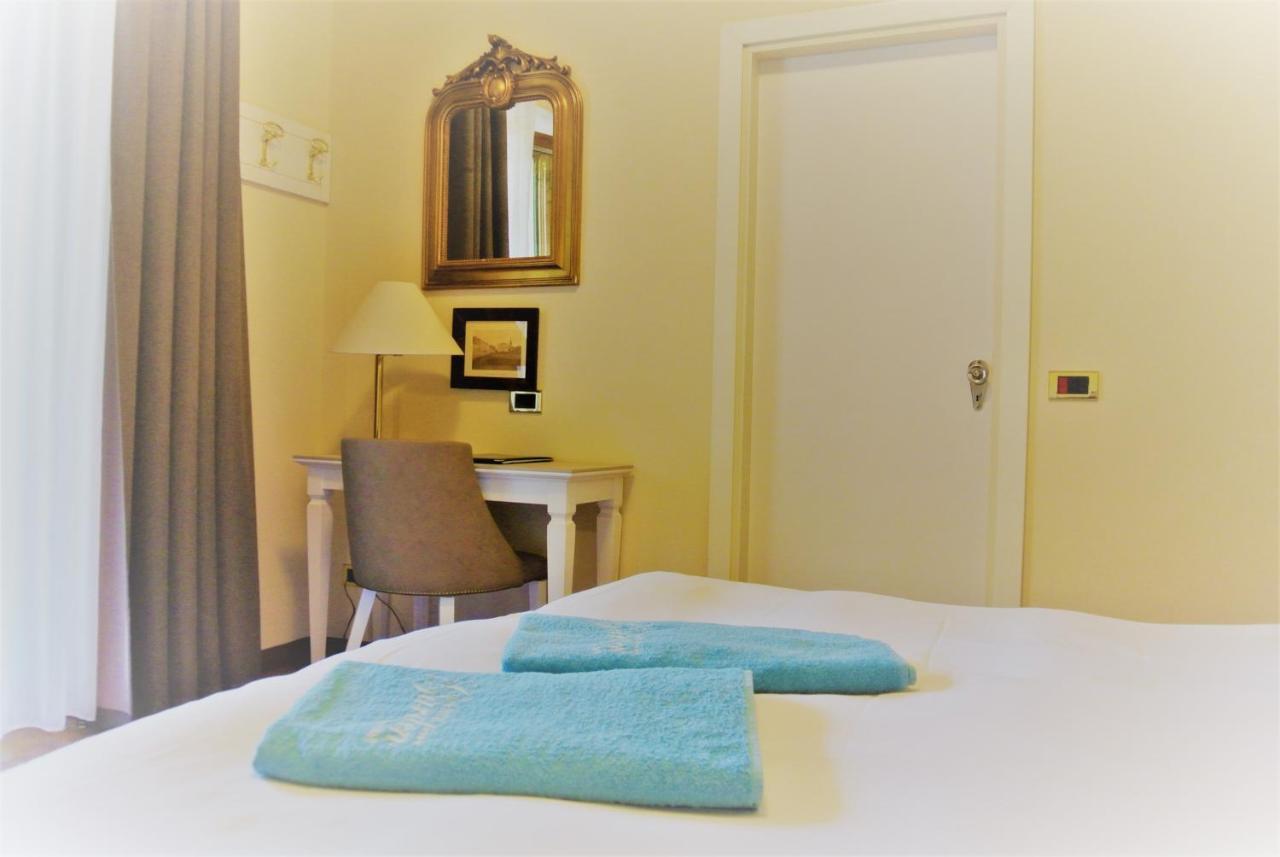 Double or Twin Room Balcony,1121645484:JPEG