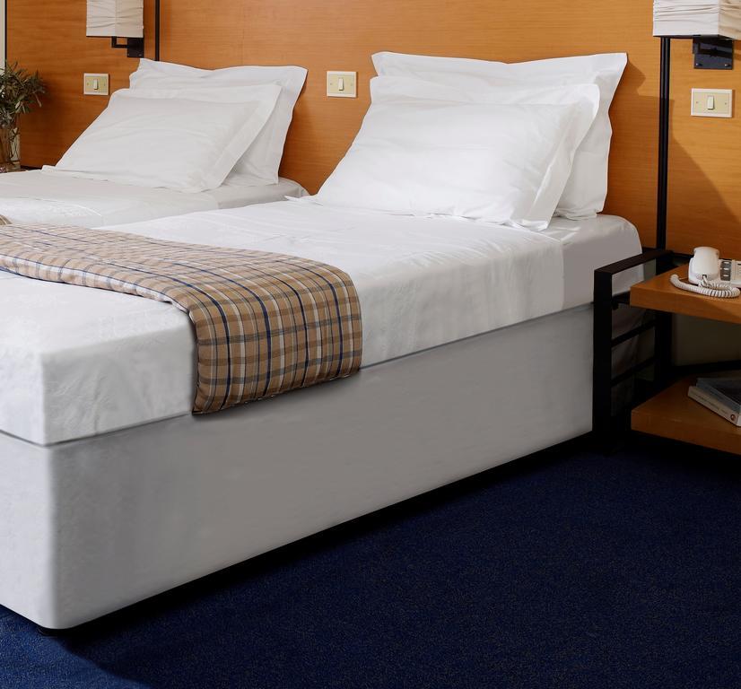 Petite Chambre Lits Jumeaux