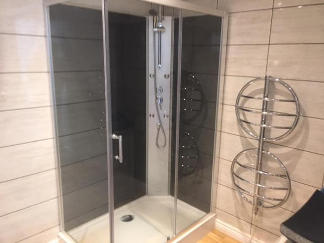 Chambre Double Deluxe avec Douche