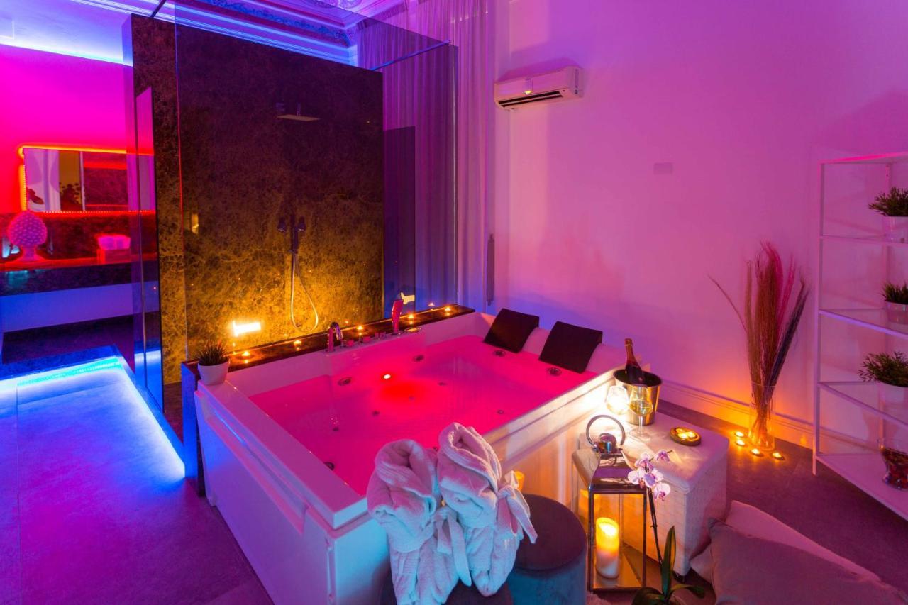 King Suite Spa Bath,1125341610:JPEG