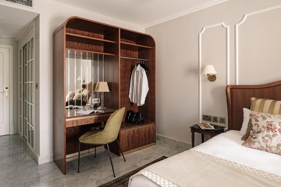 Double or Twin Room Balcony