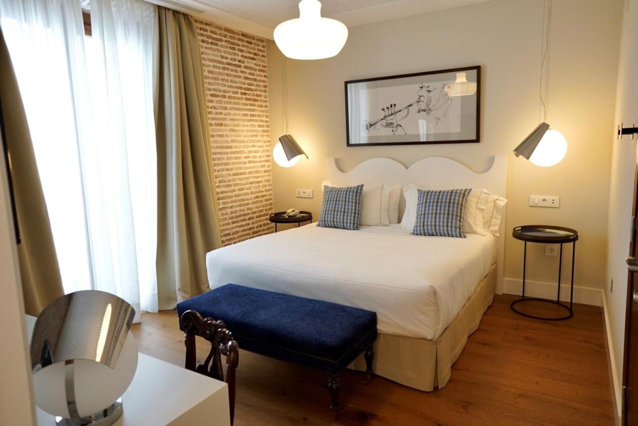 Superior Double or Twin Room,1127217216:JPEG