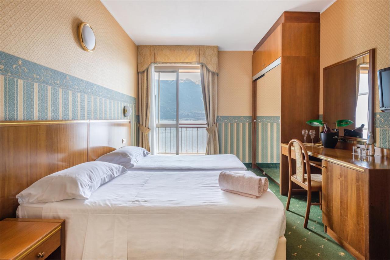 Classic Room with Lake View