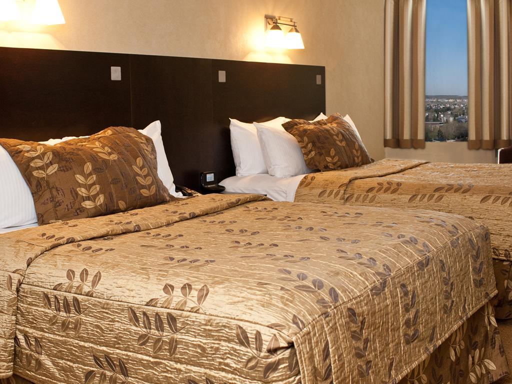 Superior Queen Room with Two Queen Beds
