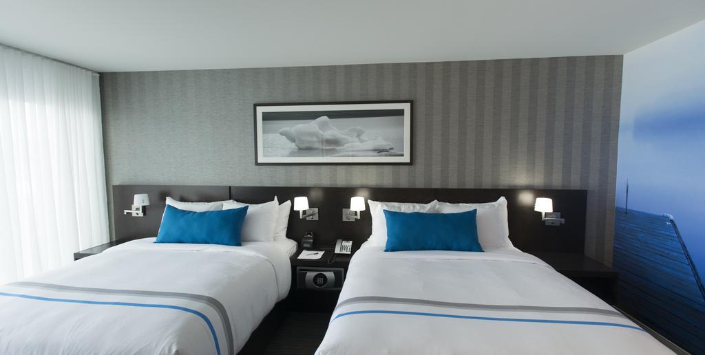 Queen Room Two Queen Beds