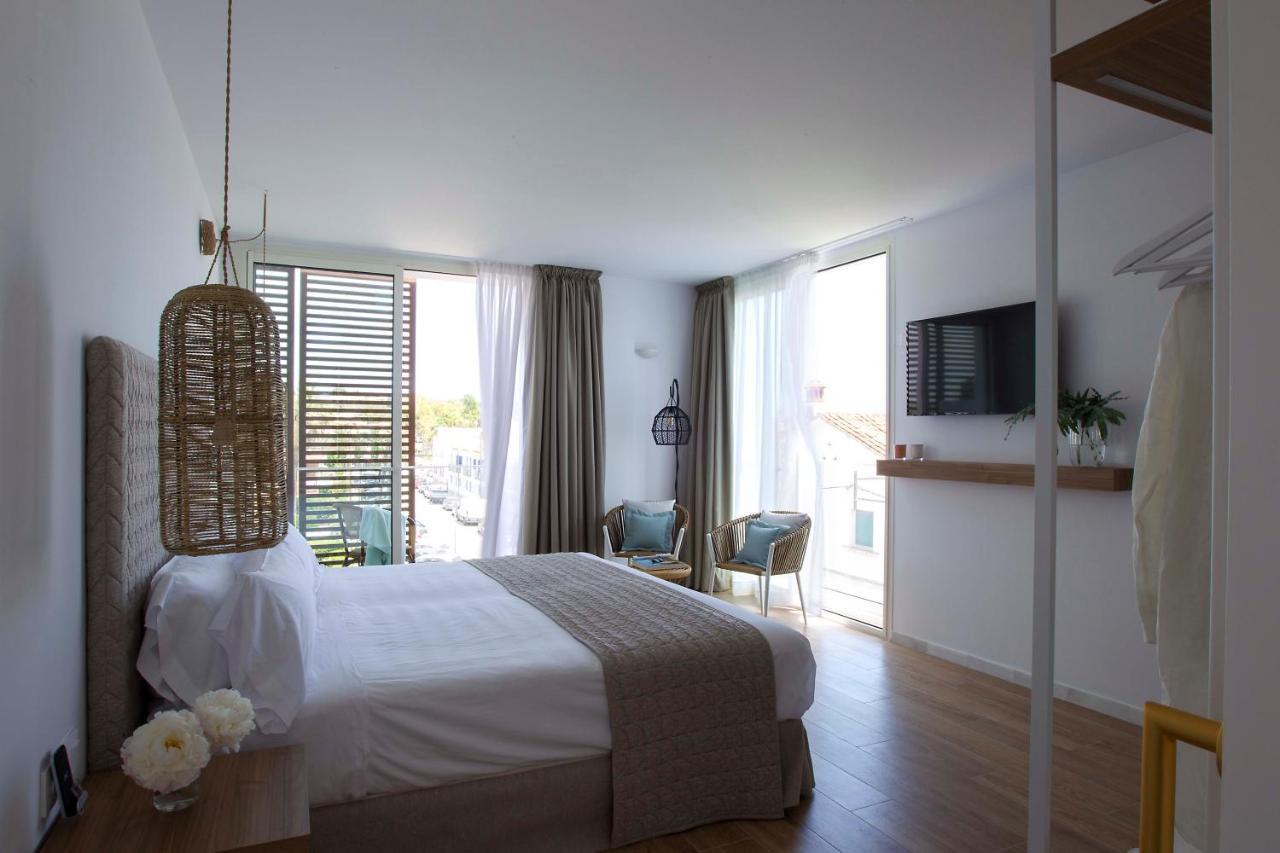 Double Room with Balcony and Sea View