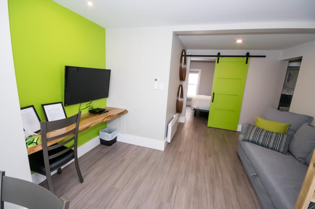 Suite with River View