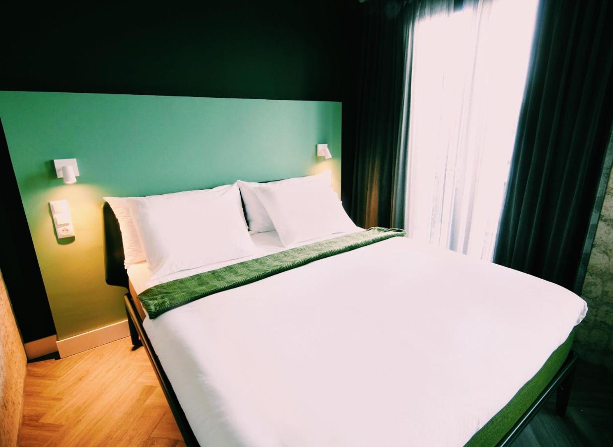 Doppelzimmer mit Balkon