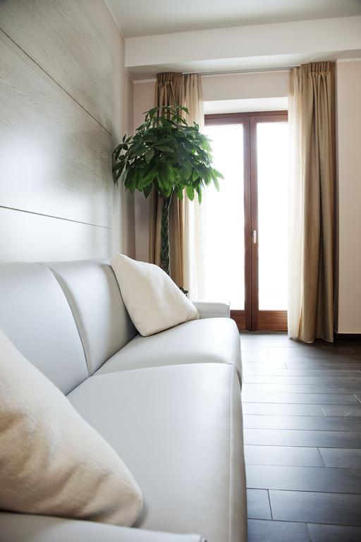 Luxury Double Room,1346183615:JPEG