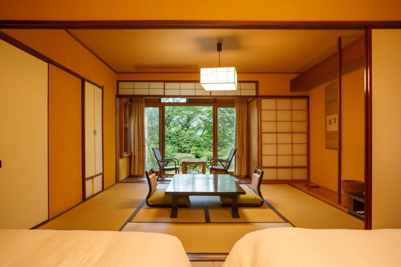 Kaiseki dinner - Breakfast and Dinner included Private Villa with Open-air bath room (Futons are provided from 3rd guests)
