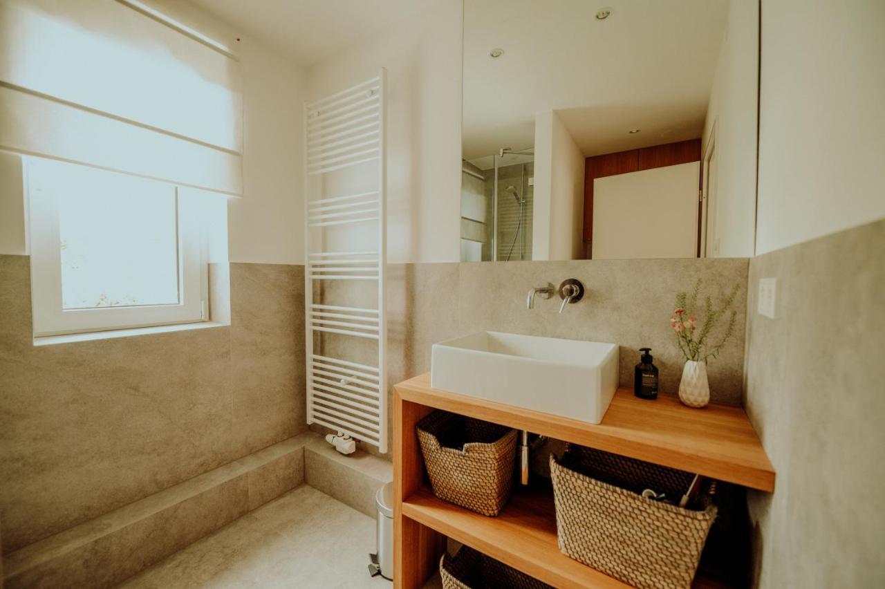 One-Bedroom Apartment Apt 1