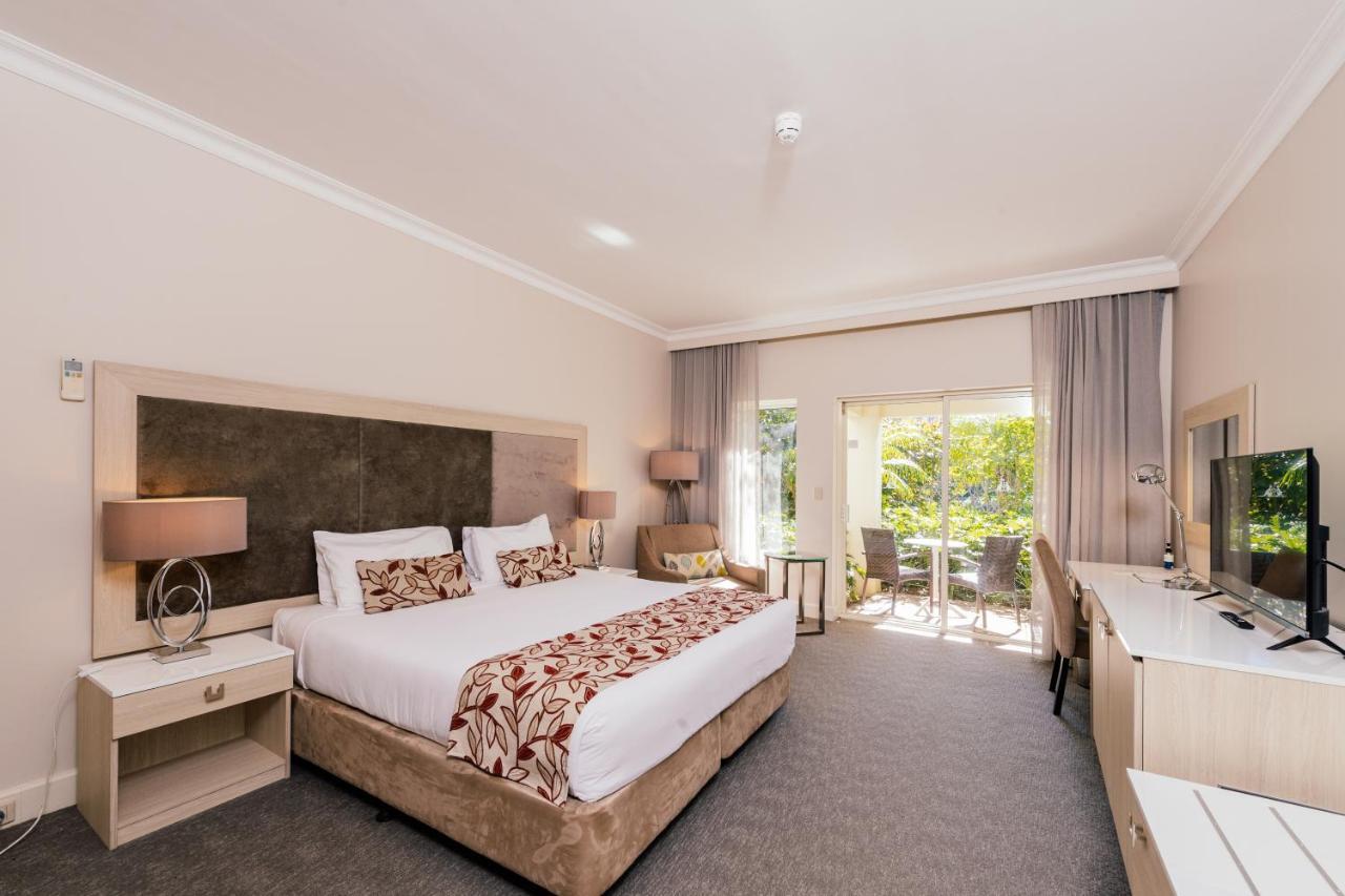 Garden View King Room
