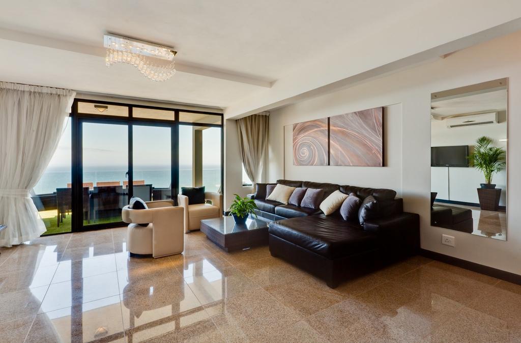 Luxury Suite Sea View Tanzanite