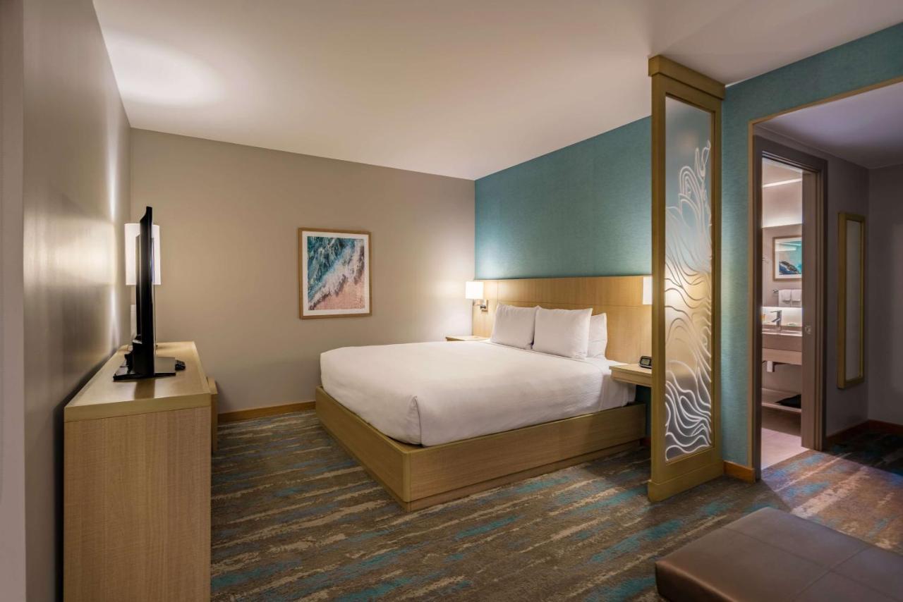 King Room with Sofa Bed and View