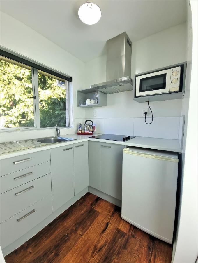 1 Bedroom Superior Apartment Sleeps 5
