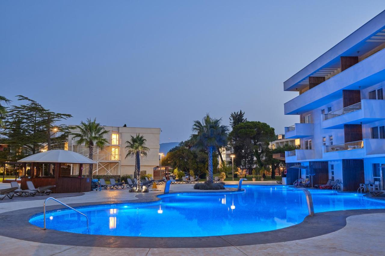 Premium Suite mit 2 Schlafzimmern und direktem Poolzugang