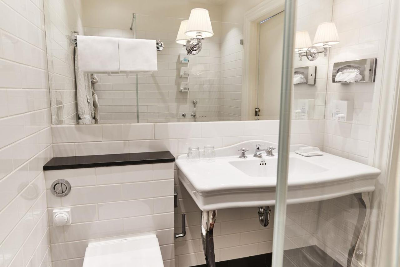 Double or Twin Room Sea View including evening Spa access,1153748265:JPEG