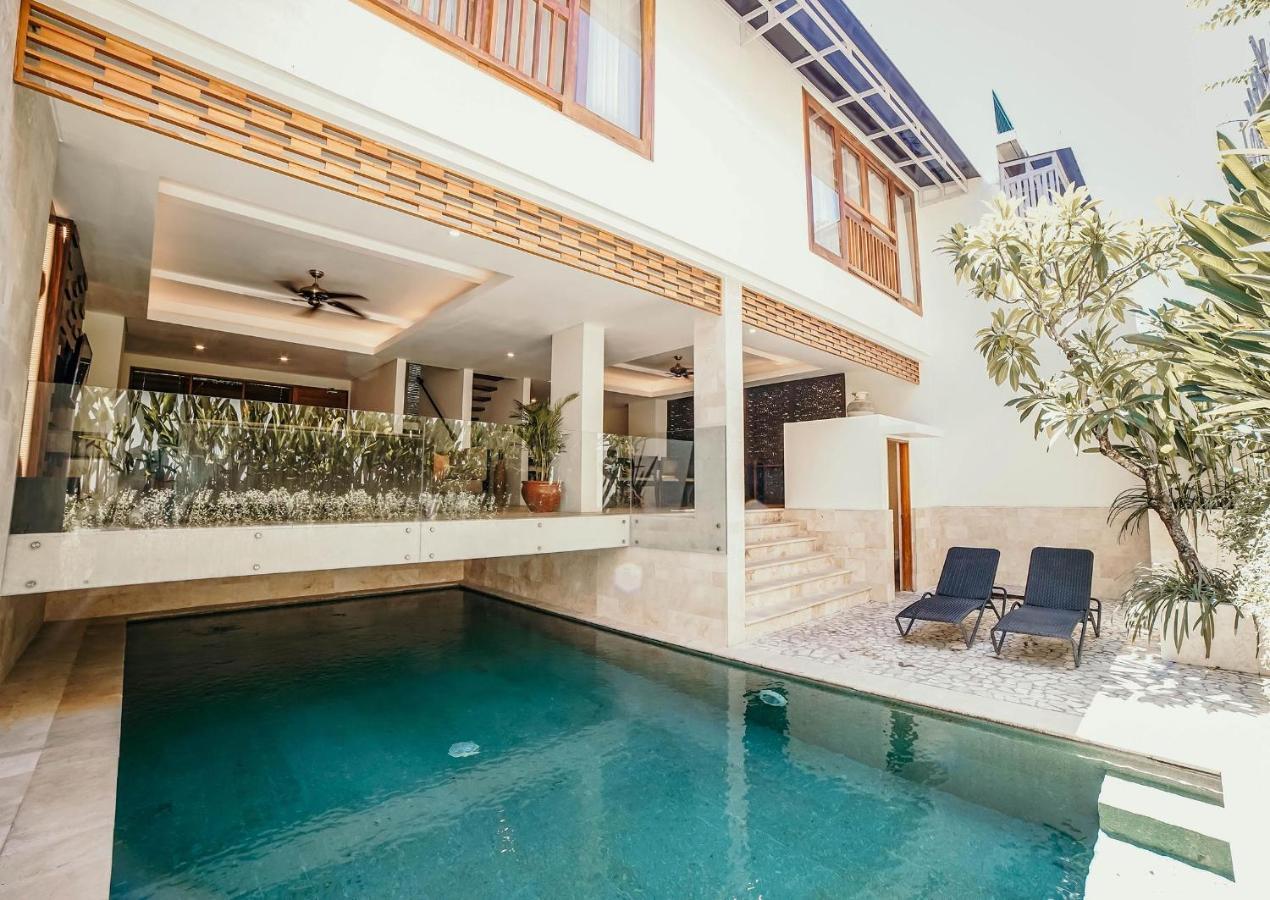 Two-Bedroom Villa Private Pool Bathtub,1155129243:JPEG