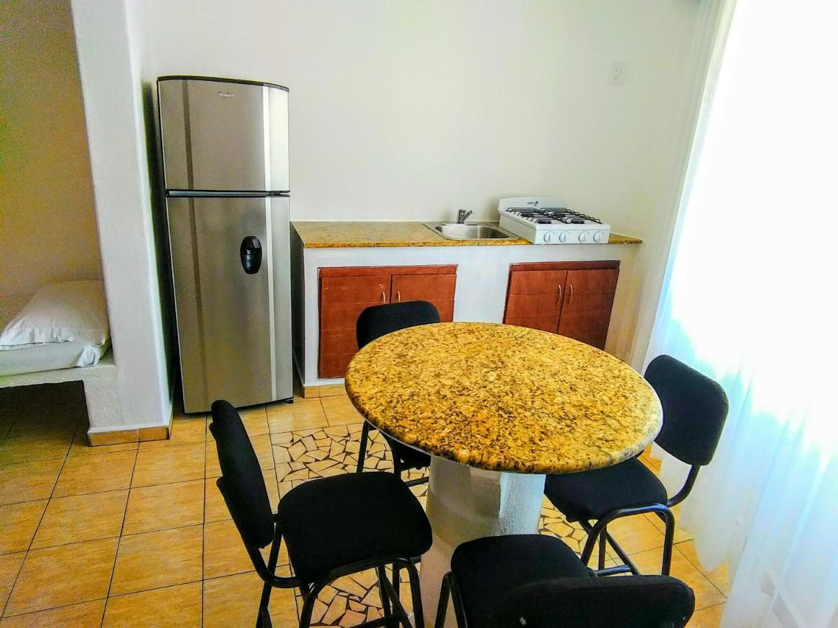 Habitación Doble con zona de cocina