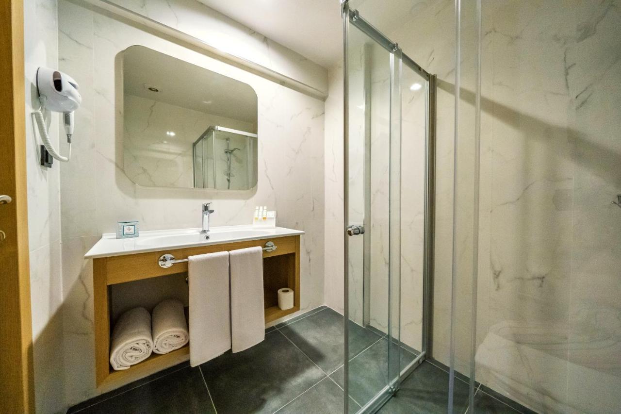 Double Room Mountain View