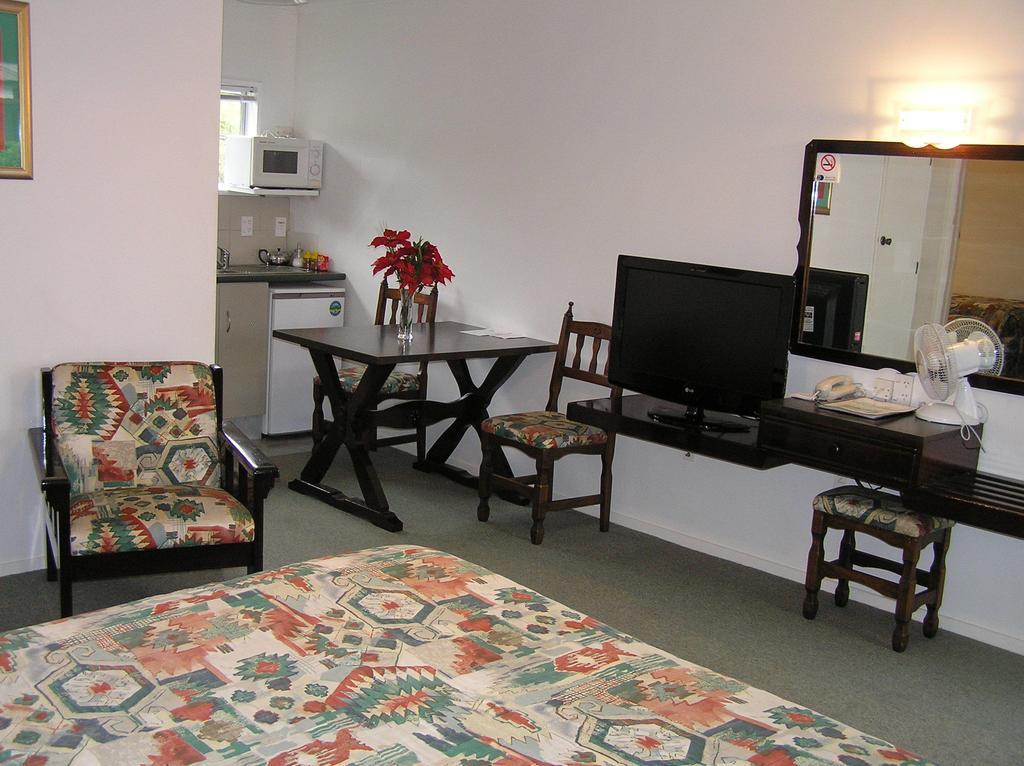 Family One-Bedroom Apartment