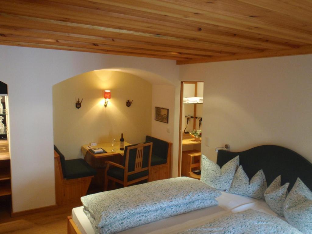 Großes Doppelzimmer