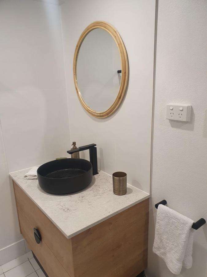 Superior One-Bedroom Apartment