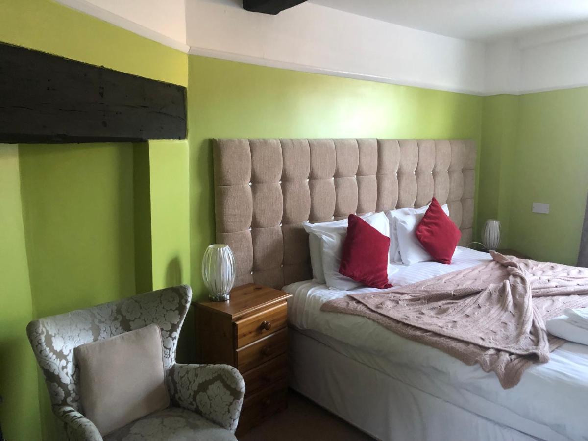 Double or Twin Room 1 (Pet Friendly)