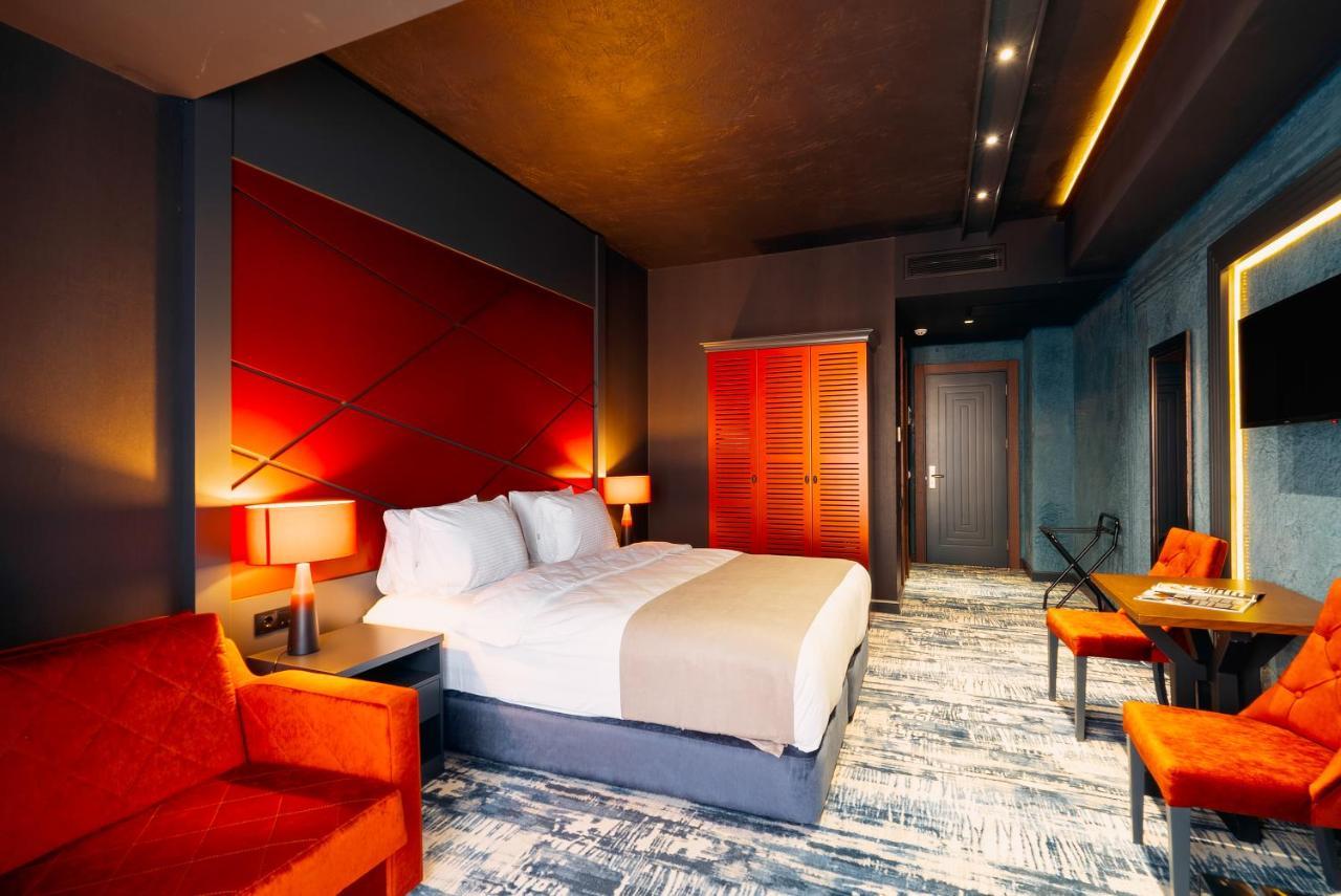 Deluxe Double Room Side Sea View