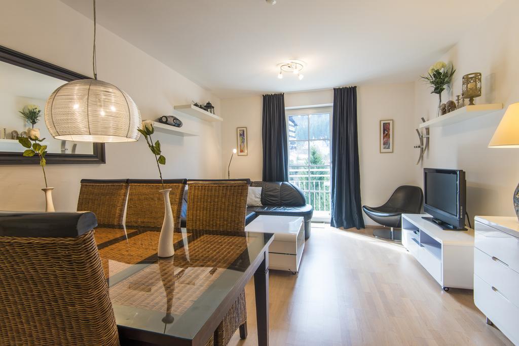 One-Bedroom Apartment,116858956:JPEG