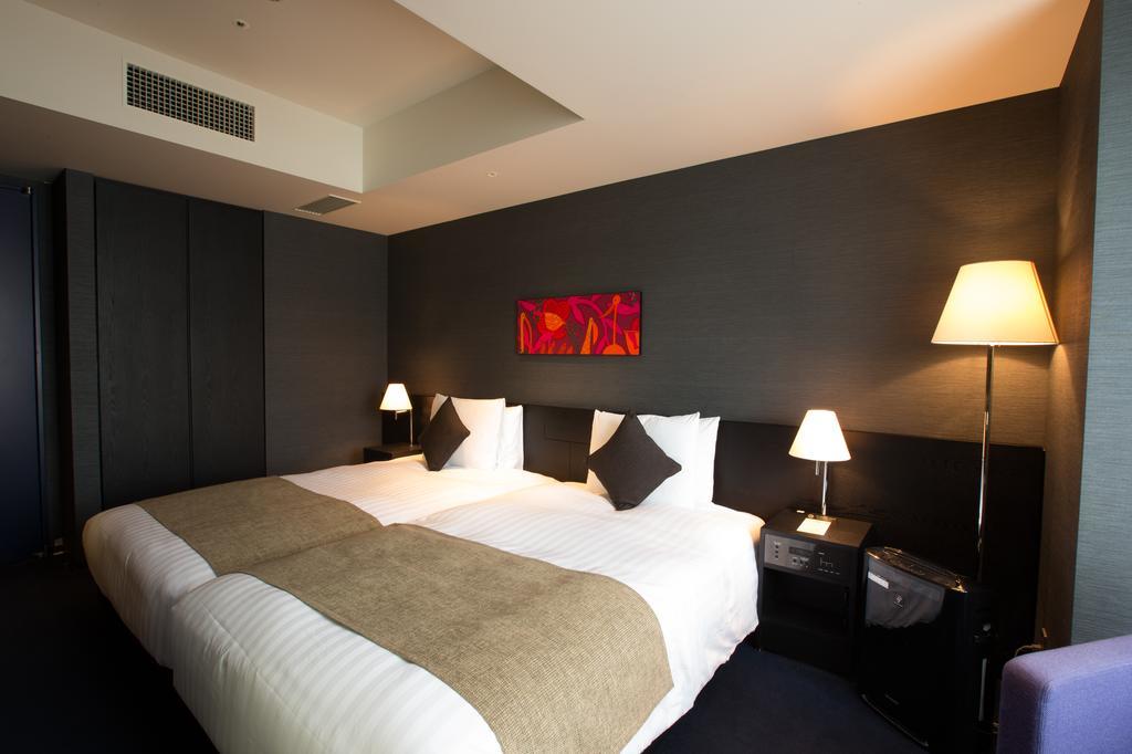 Standard Hollywood Twin Room - Non-Smoking