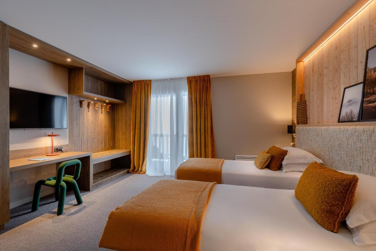 Quadruple Room with Mountain View and spa access