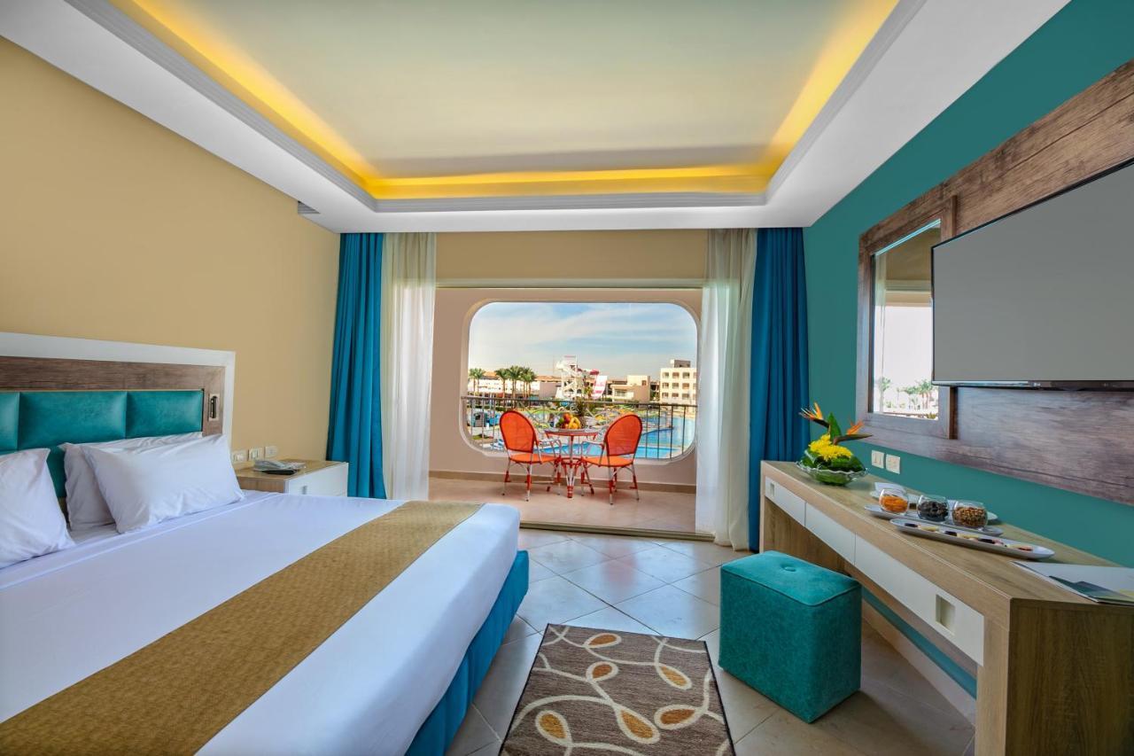 Double or Twin Room with Pool View