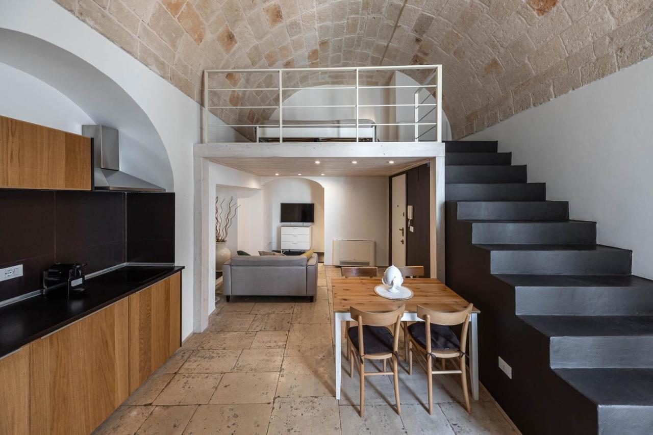 Two-Bedroom Apartment Balcony,1173827217:JPEG