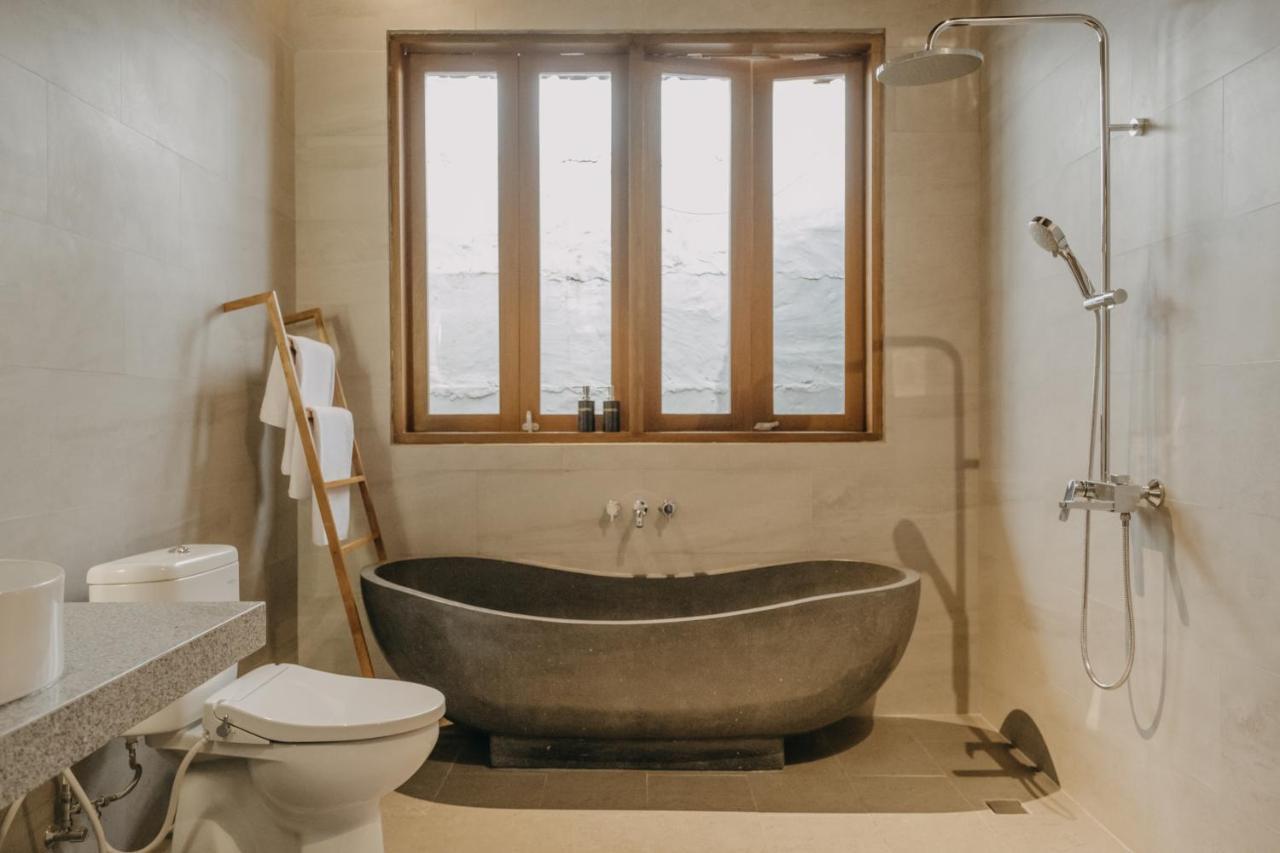 Twin Room Bath,1174726020:JPEG