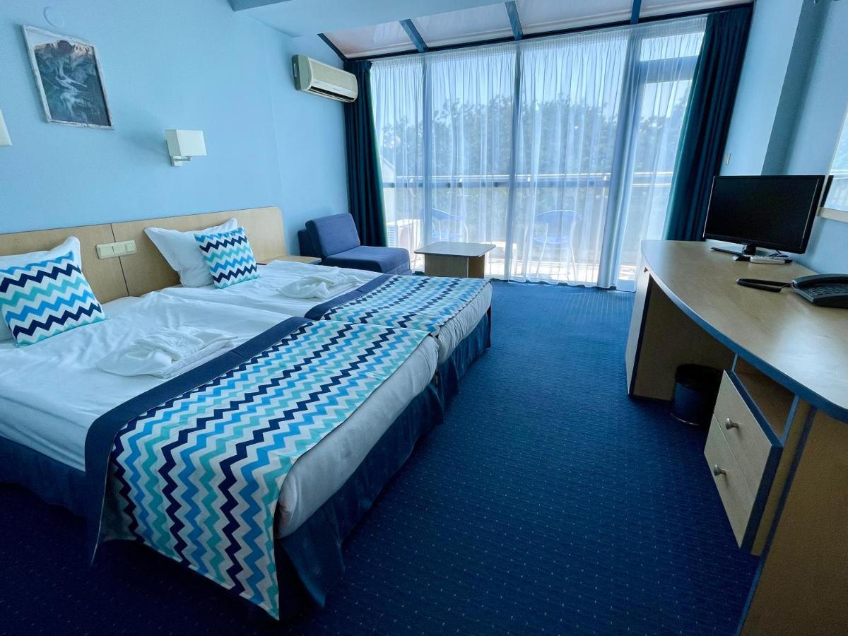 Double or Twin Room Sea View Private Beach Access