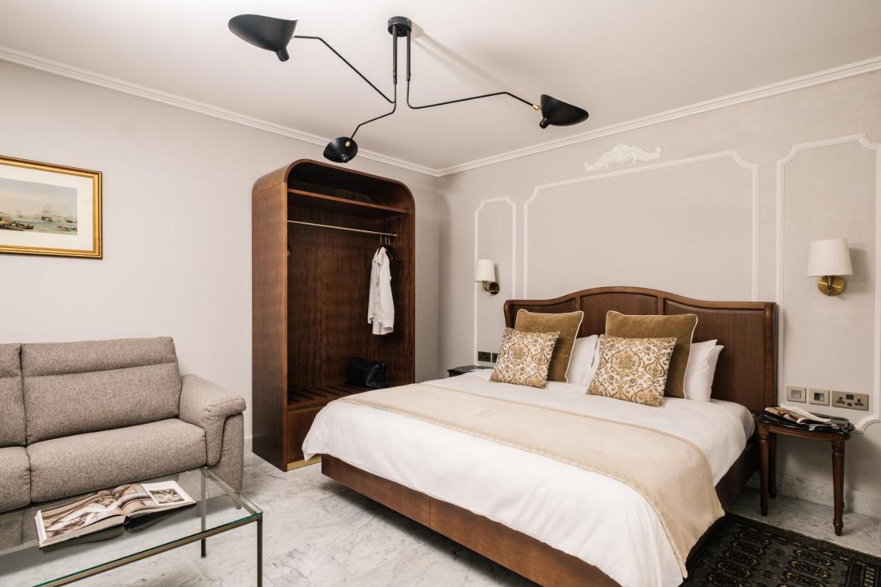 Double or Twin Room Sofa Bed