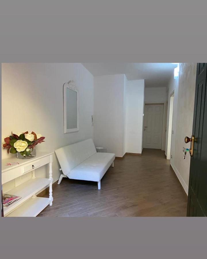 Camera Doppia con Letti Singoli con Bagno Privato