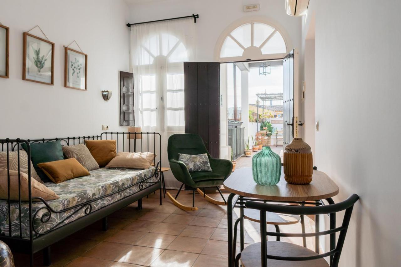 Penthouse Apartment,1185472699:JPEG