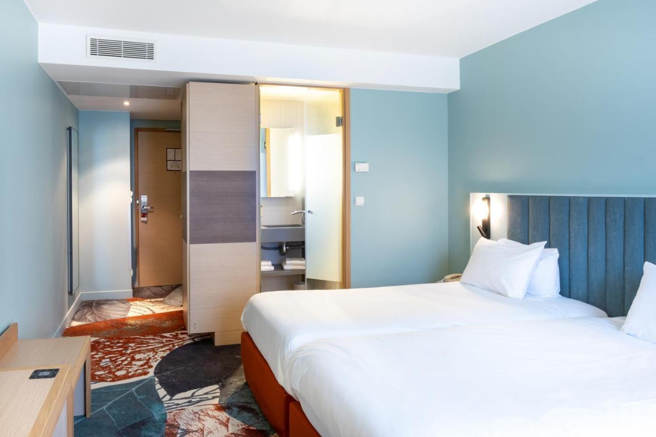 Standard Twin Room with Sofa Bed