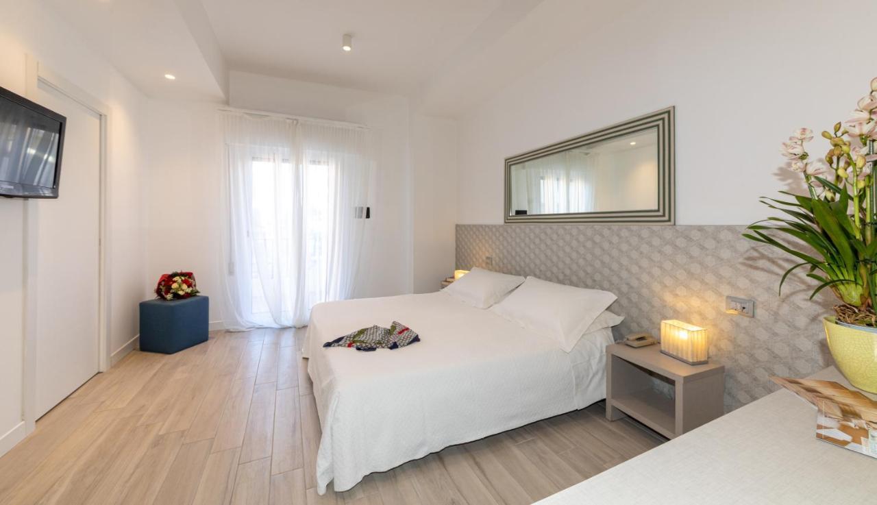 Double or Twin Room,1188656257:JPEG