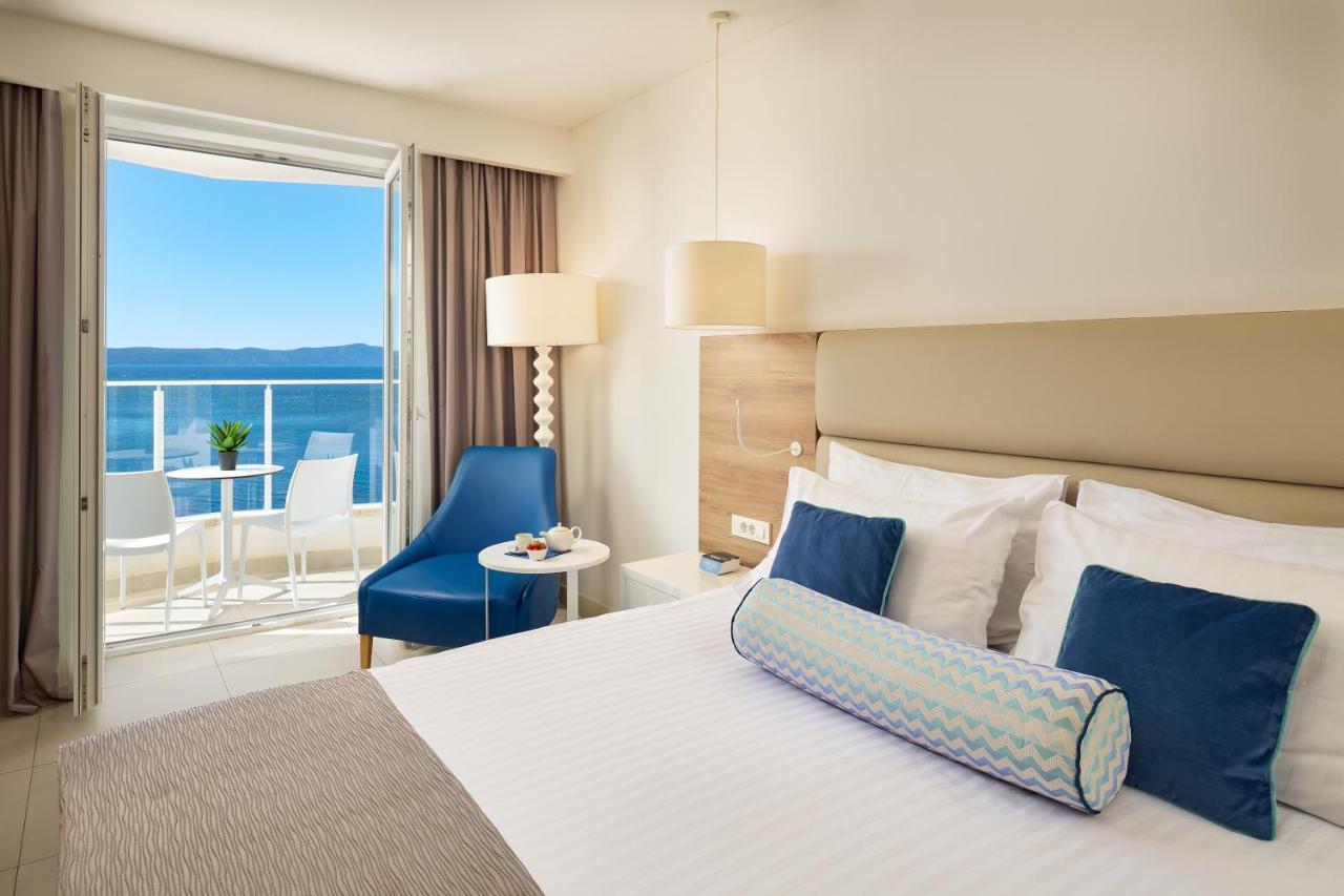 Standard Doppelzimmer mit Balkon und Meerblick
