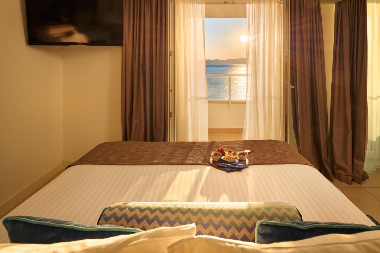 Junior Suite mit Balkon und Meerblick