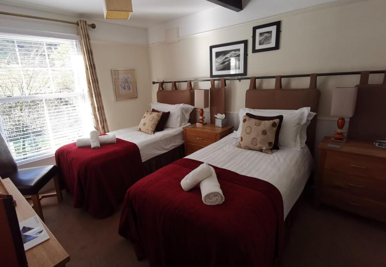 Double or Twin Room with Shower