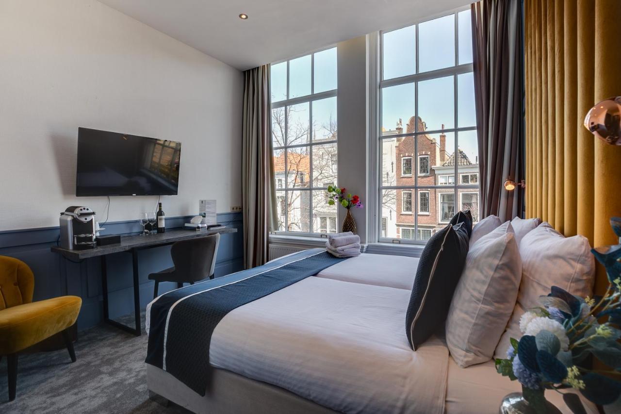 Double or Twin Room Canal View